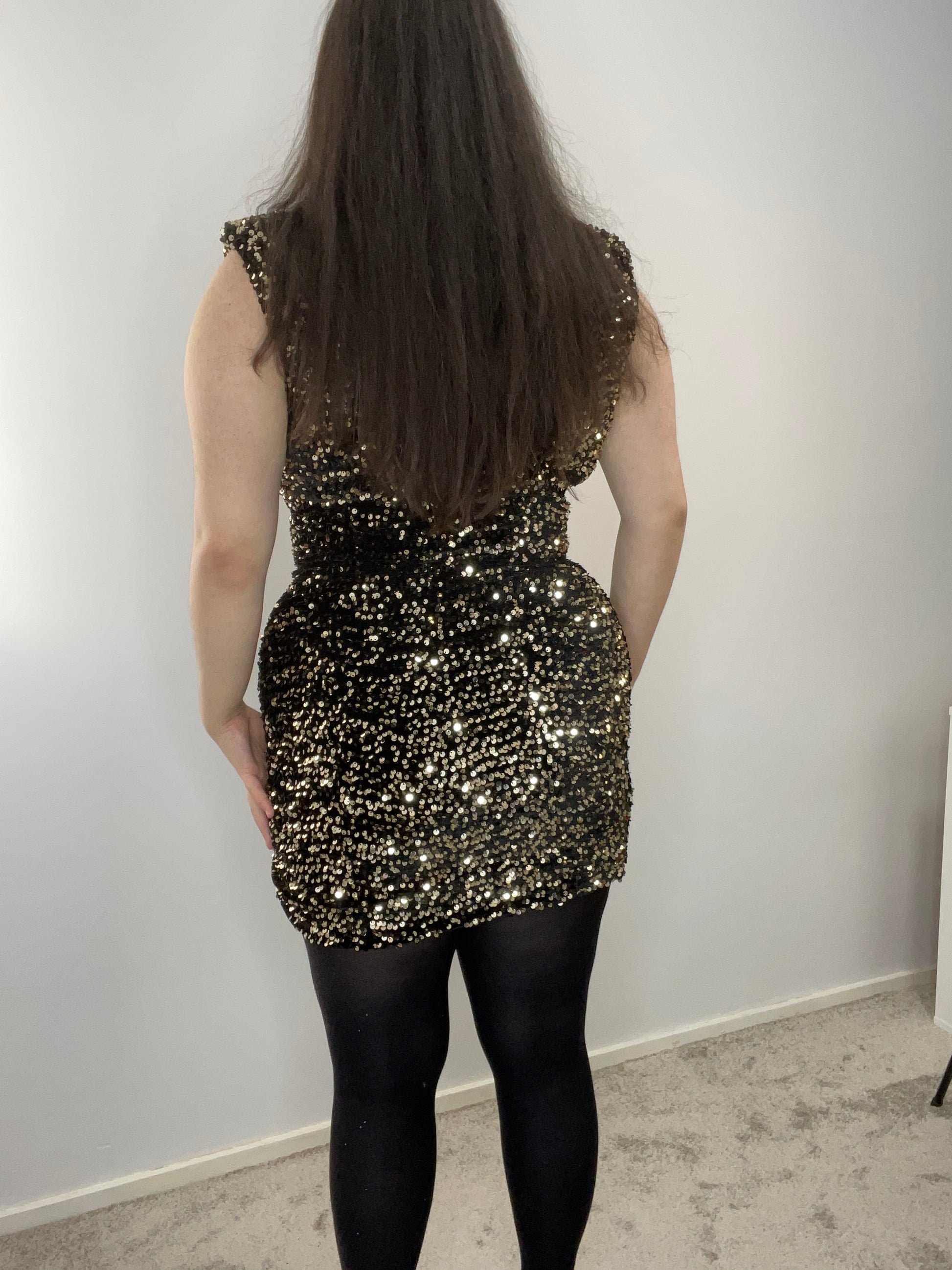 Birnaz Clothing : Sophia glitter Dress - Black/Gold 1