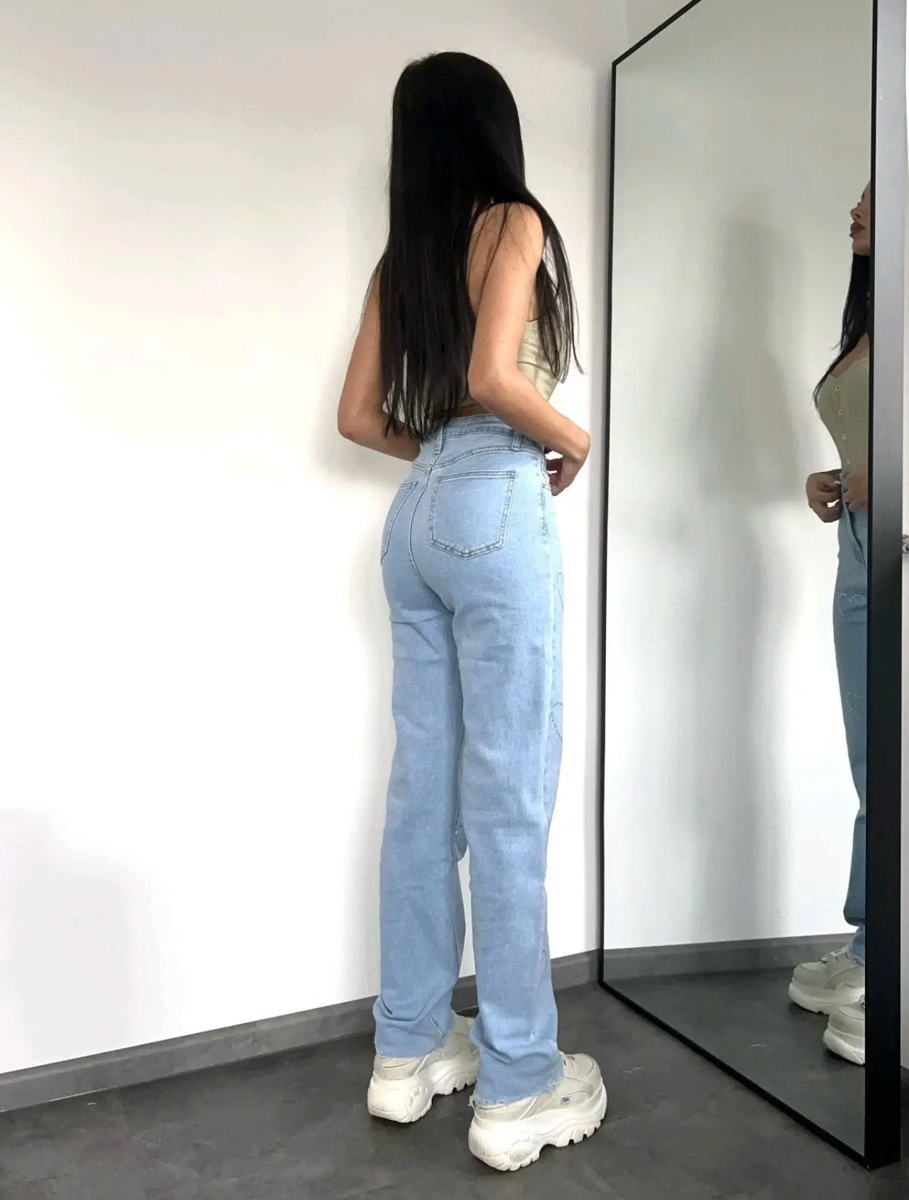 Lover High Waisted Straight Leg Jeans - Stretch