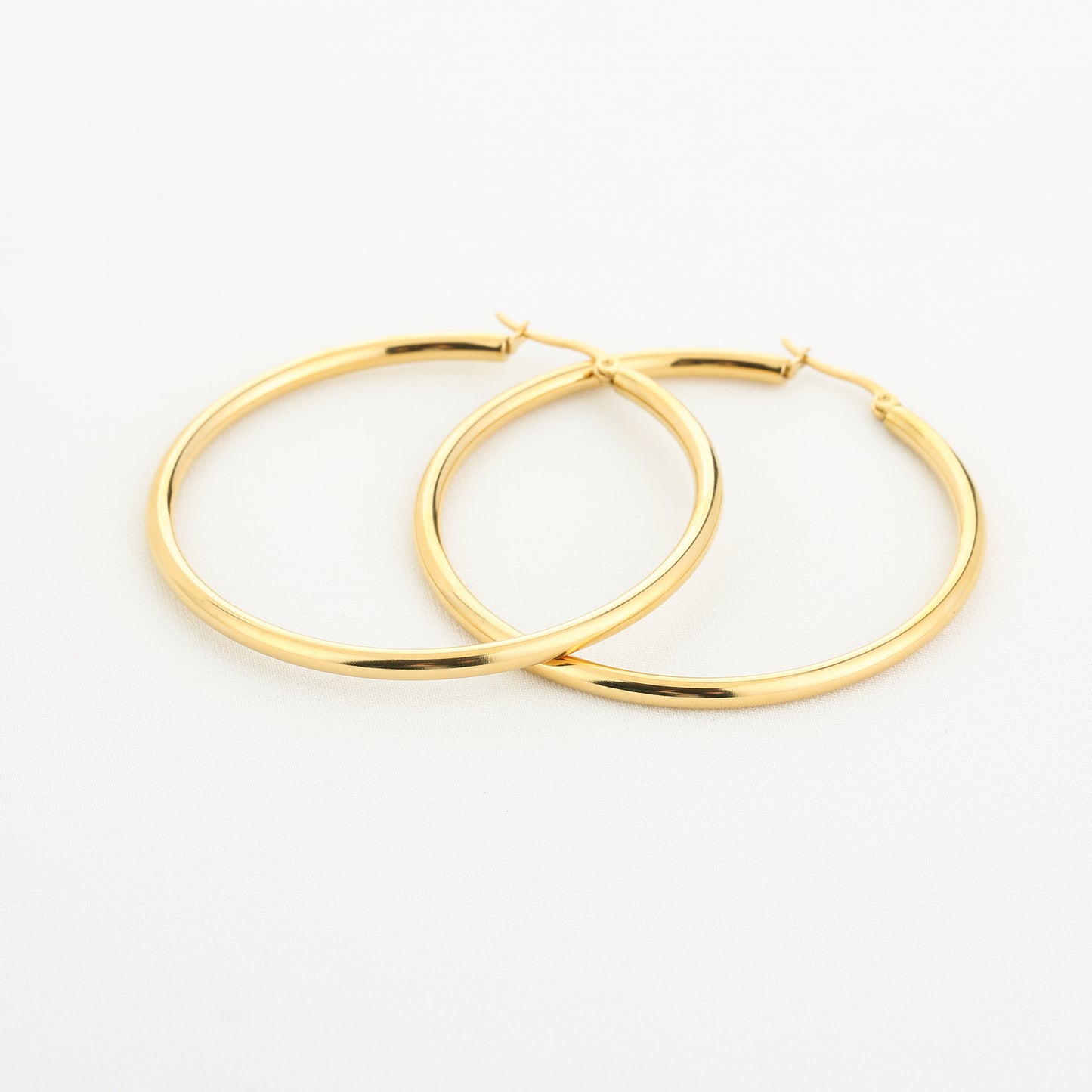 Lily hoops