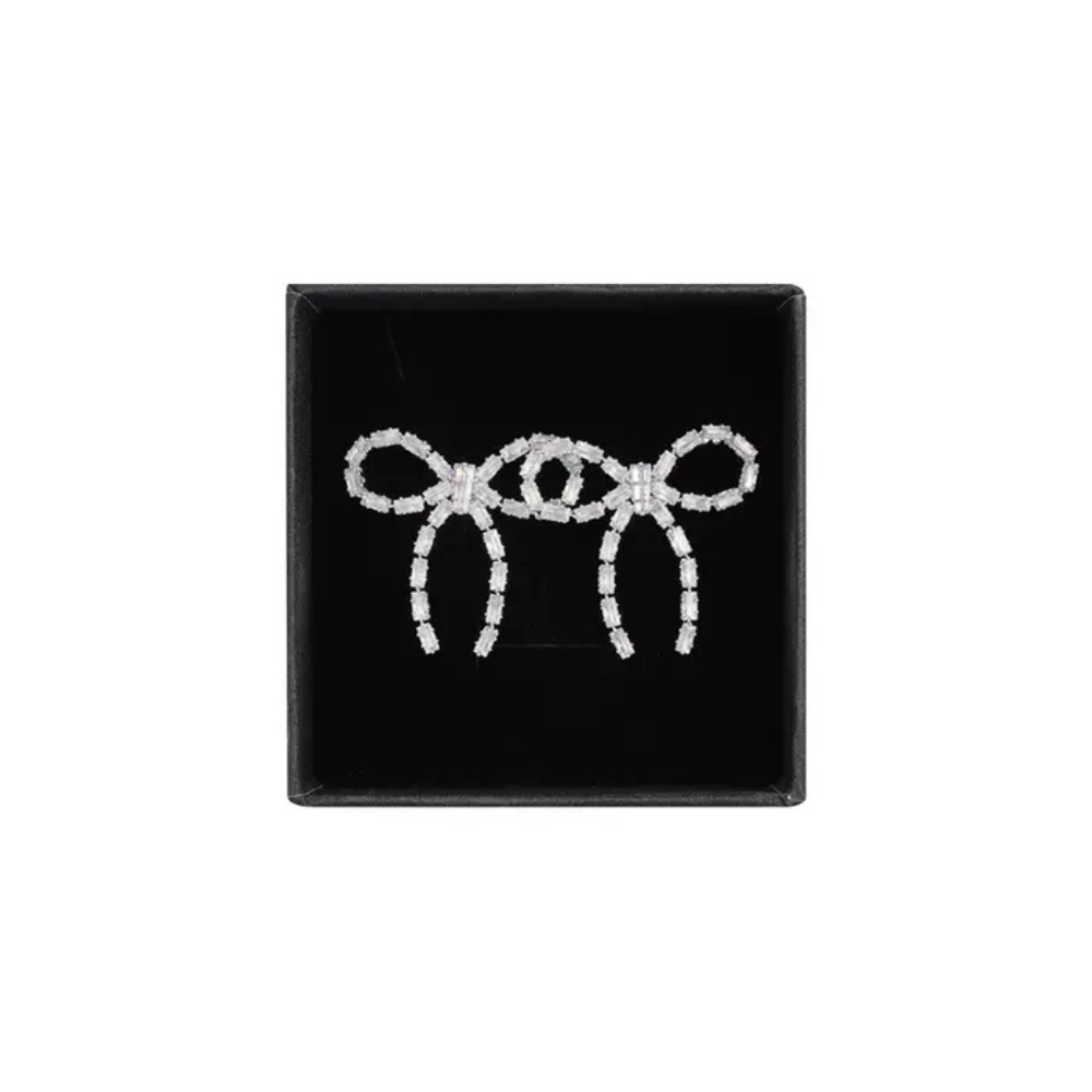 Birnaz Clothing : Bow Earrings (Silver) 1
