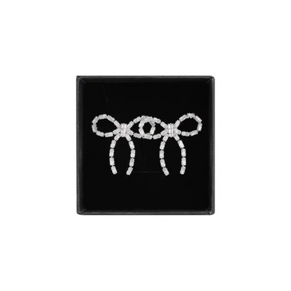 Birnaz Clothing : Bow Earrings (Silver) 1