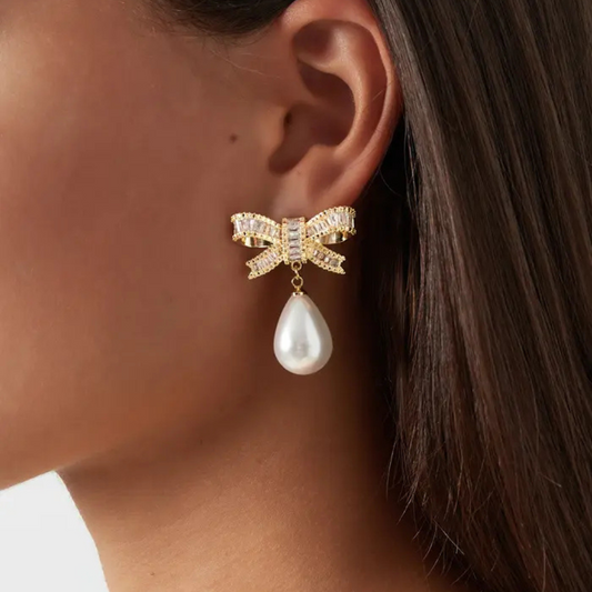 Birnaz Clothing : Pearl Bow Earrings (Gold)